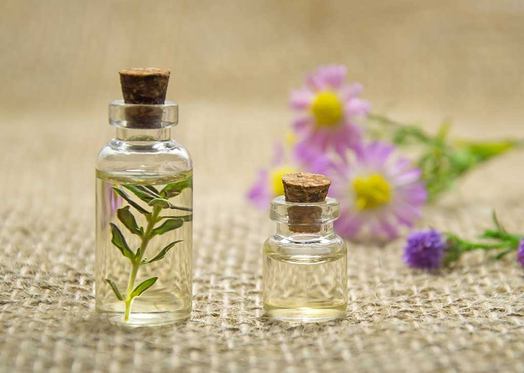 Natural And Organic Skincare - No Parabens Or Artificial Perfumes