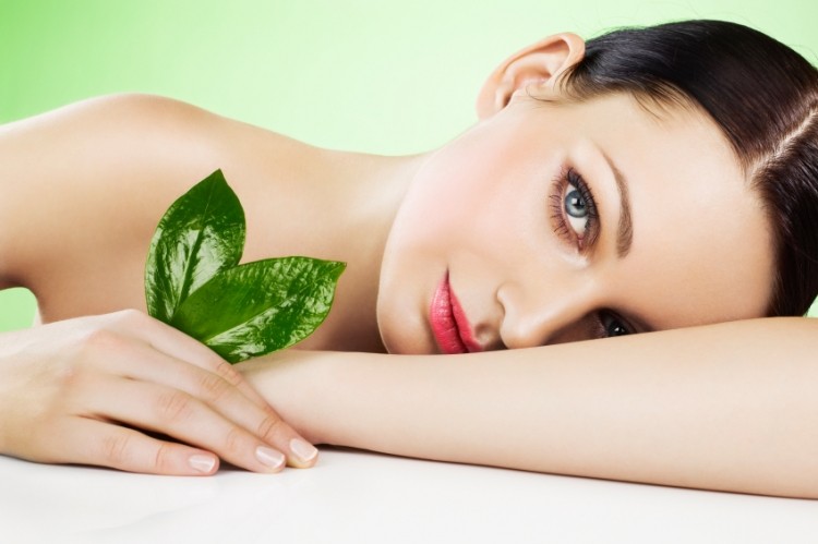 Natural Skin Care Nourishes Skin